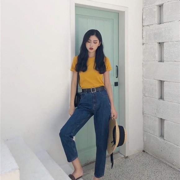 Plain Slim-Fit Short-Sleeve T-Shirt One Size Tumeric Color - Picture 6 of 6